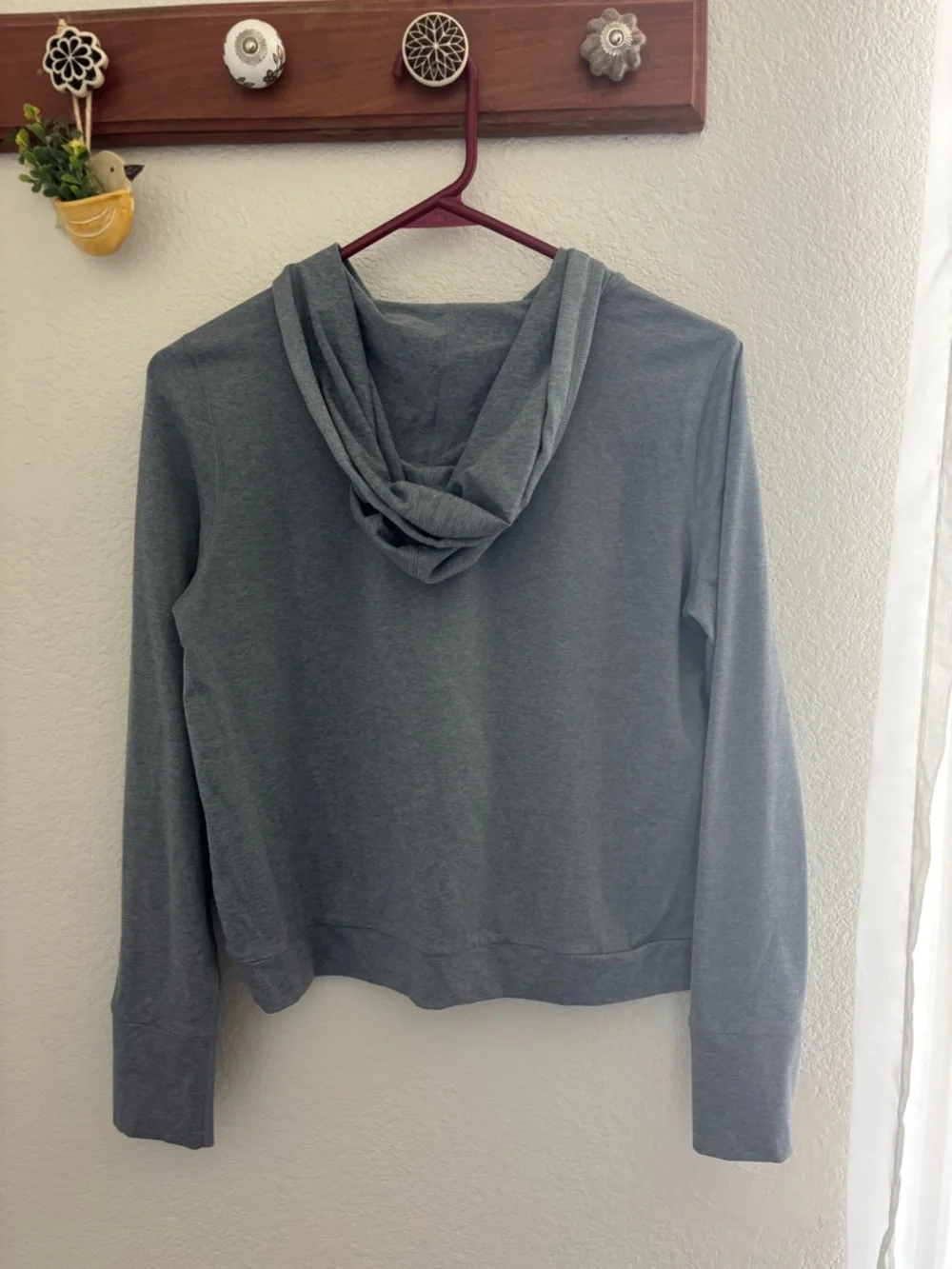 Vuori Blue Gray Hooded Pullover - Picture 3 of 3